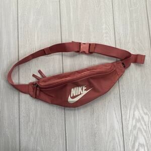 Nike Dusty Rose Pink Heritage Sling Hip Fanny Pack